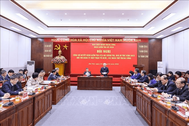 Công bố quyết định kiểm tra của Bộ Chính trị, Ban Bí thư đối với Đảng ủy Mặt trận Tổ quốc, các đoàn thể Trung ương