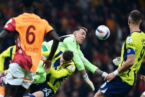 Tin thể thao (25-2): Fenerbahce của Mourinho bỏ lỡ thời cơ áp sát ngôi đầu