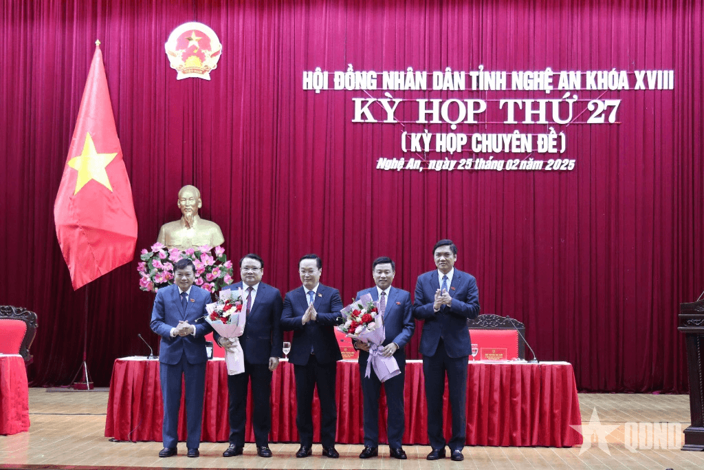 Nghệ An có thêm hai Phó chủ tịch UBND tỉnh