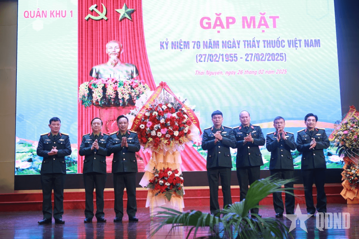 Quân khu 1: Gặp mặt kỷ niệm 70 năm Ngày Thầy thuốc Việt Nam