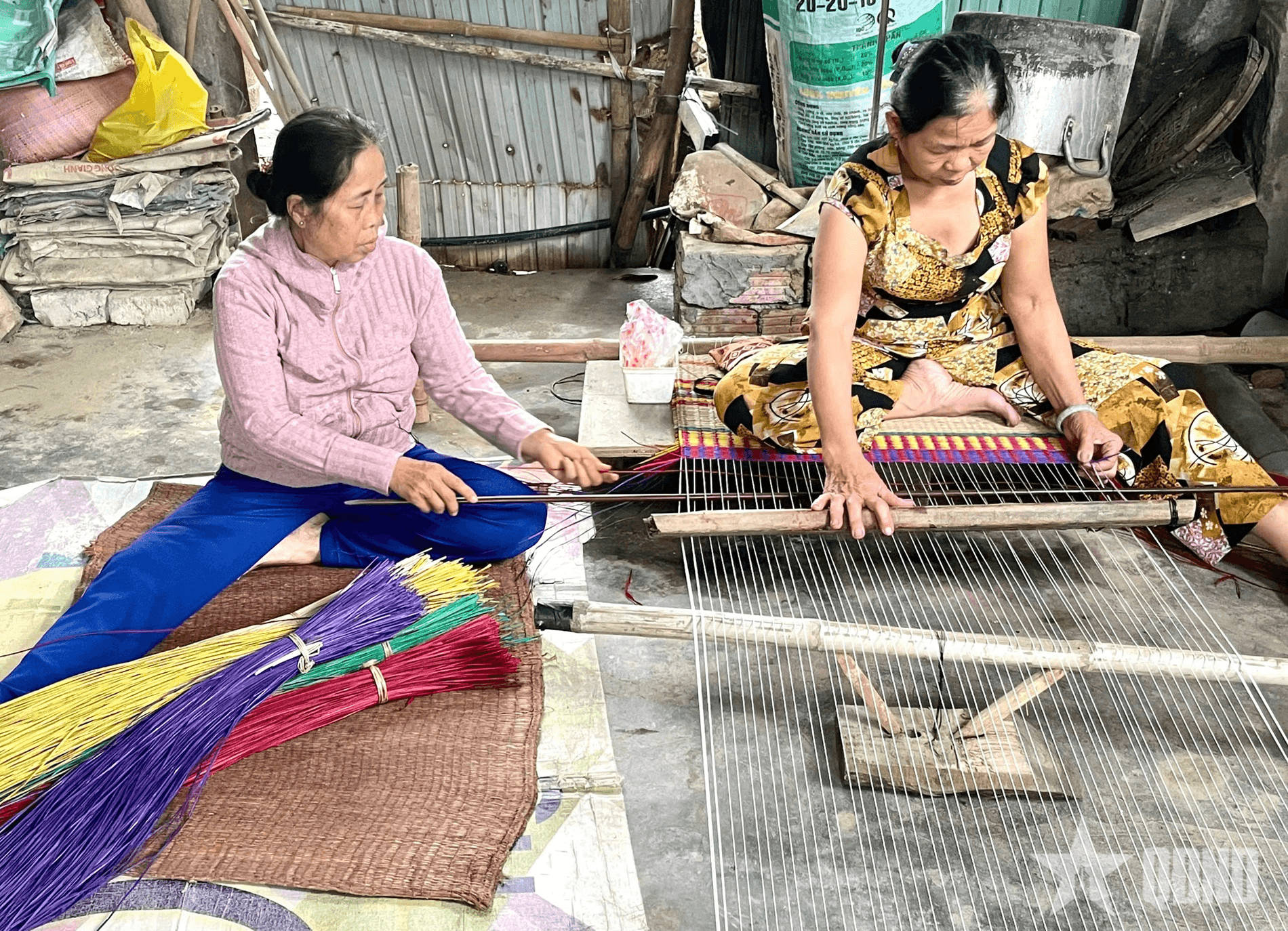 Hành trình tìm về bản sắc văn hóa nơi làng chiếu Cẩm Nê