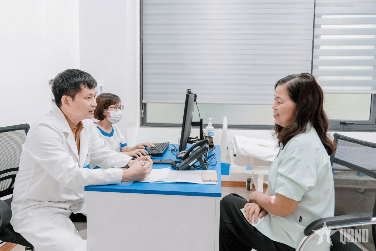Viết cho Ngày Thầy thuốc Việt Nam