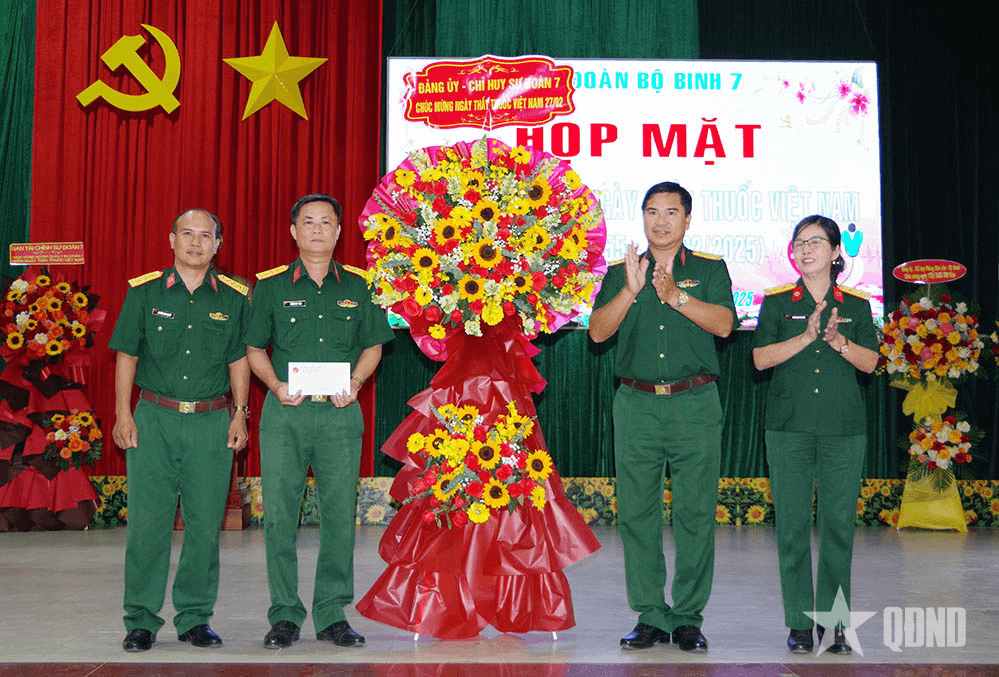 Sư đoàn 7 (Quân khu 7) kỷ niệm 70 năm Ngày thầy thuốc Việt Nam