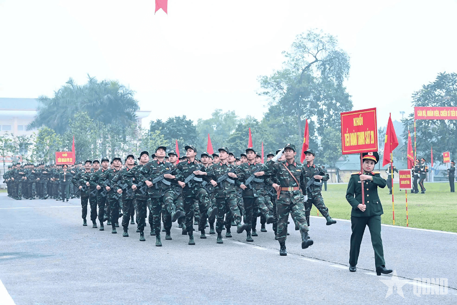 Khối cơ quan Quân khu 2 ra quân huấn luyện năm 2025