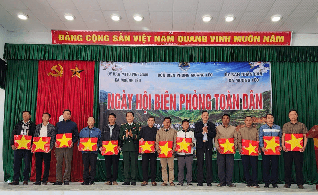 Ngày hội Biên phòng toàn dân tại xã Mường Lèo