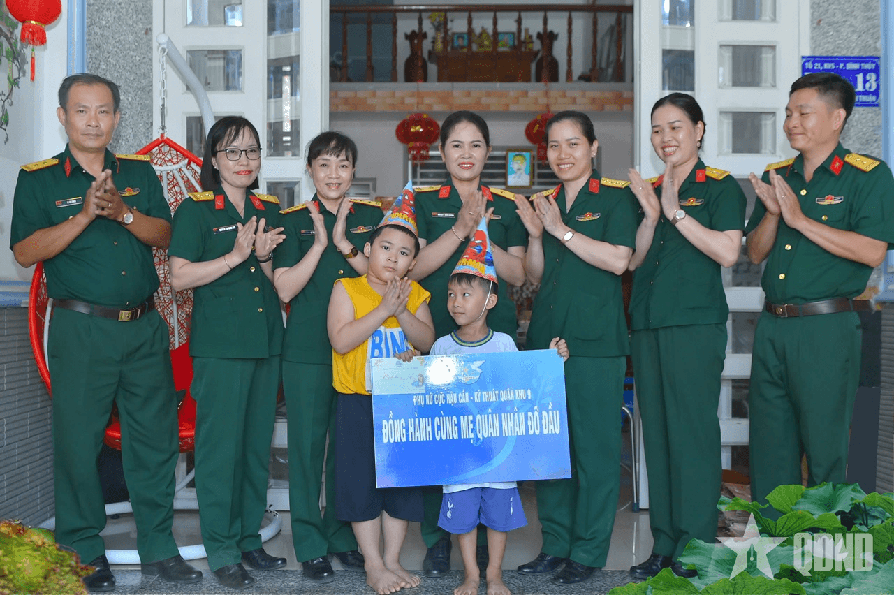 Quân khu 9: Thắp sáng niềm tin “Mẹ quân nhân đỡ đầu”