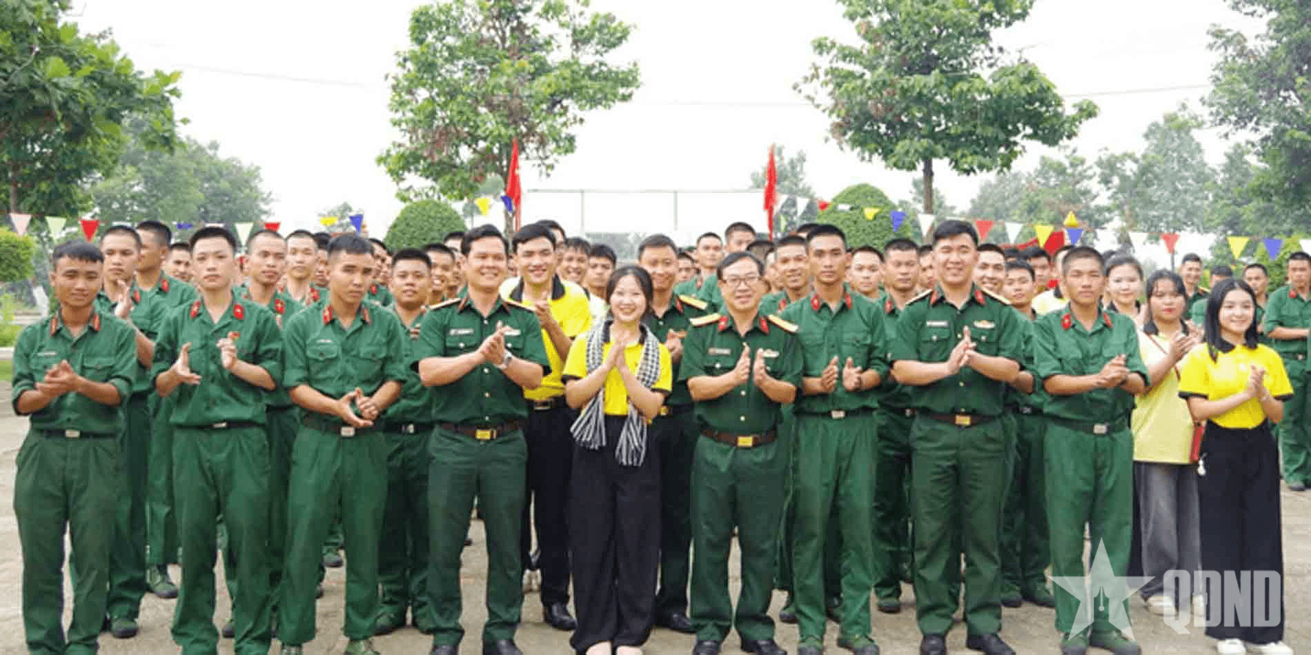 Nghỉ cuối tuần ý nghĩa của chiến sĩ mới Lữ đoàn Phòng không 77
