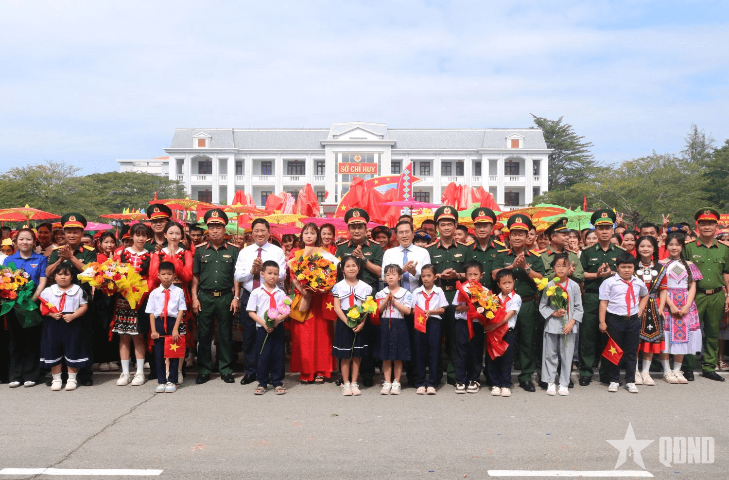 Thượng tướng Phùng Sĩ Tấn dự Lễ ra quân huấn luyện tại Lữ đoàn Đặc công nước 5