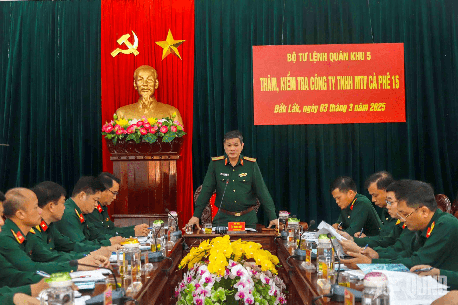 Củng cố, xây dựng thế trận lòng dân ngày càng vững chắc