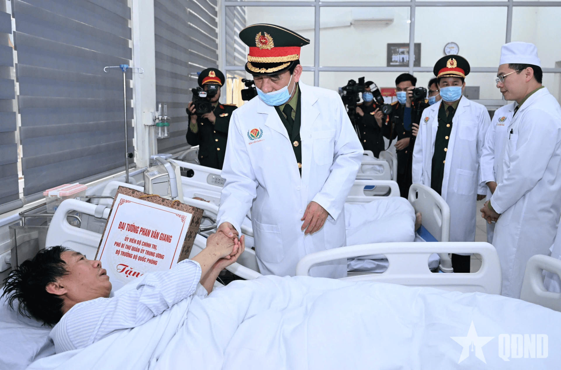 Đại tướng Phan Văn Giang thăm, kiểm tra Bệnh viện Quân y 7 (Quân khu 3)