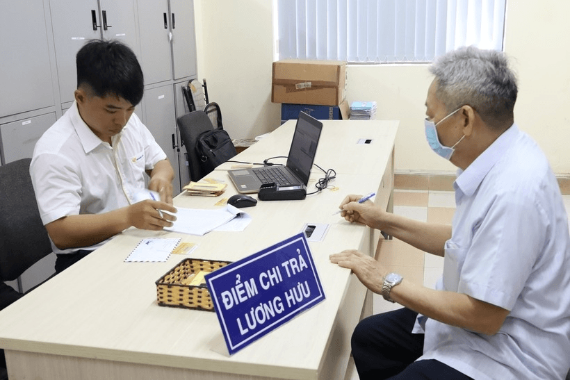 Chi trả lương hưu sau sắp xếp bộ máy được thực hiện thế nào?