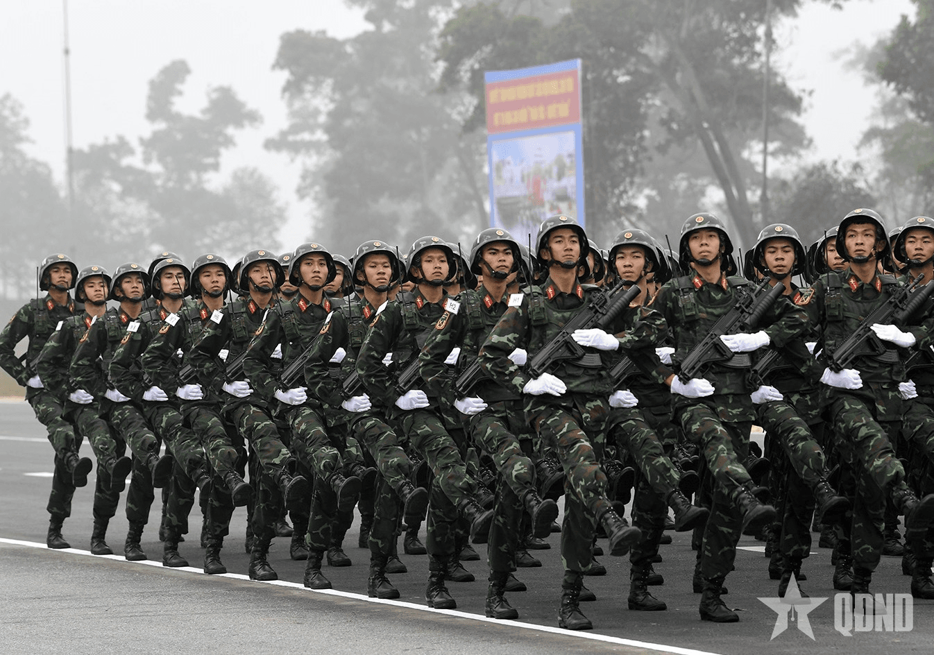 Tiêu chí xét thăng quân hàm cấp tướng vượt bậc, trước thời hạn