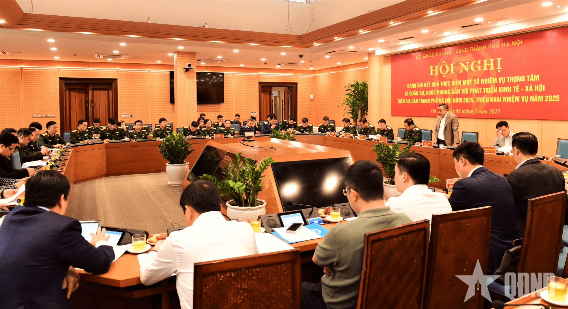 Bộ Quốc phòng và TP Hà Nội làm việc về một số nhiệm vụ quân sự, quốc phòng