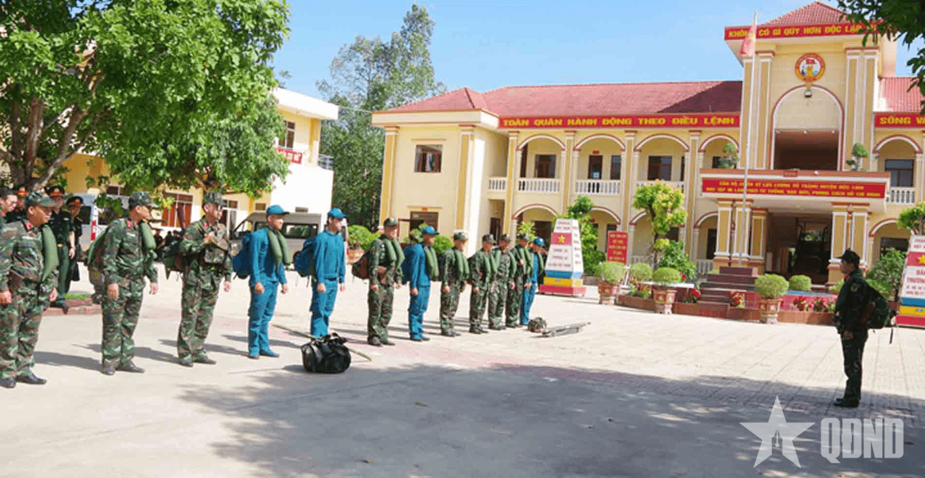 Bộ Tham mưu Quân khu 7 kiểm tra sẵn sàng chiến đấu tại Ban CHQS huyện Đức Linh (Bình Thuận)