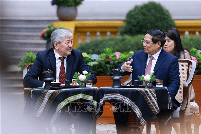 Toàn văn Tuyên bố chung về kết quả chuyến thăm chính thức Việt Nam của Thủ tướng Cộng hòa Kyrgyzstan Adylbek Kasymaliev