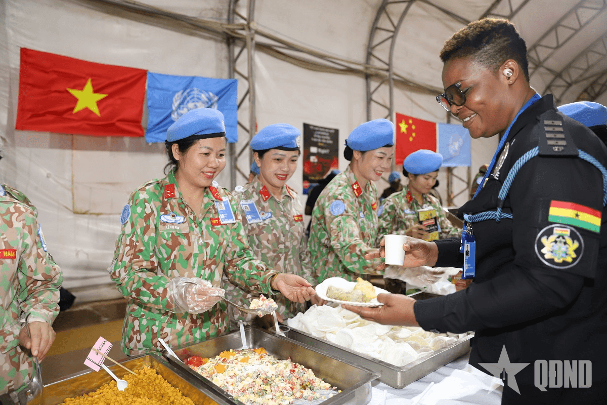 Nỗ lực để "giỏi việc nước, đảm việc nhà"