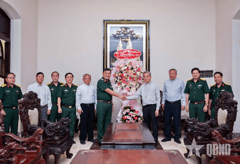 Lực lượng vũ trang Quân khu 7 chung sức xây dựng khối đại đoàn kết tôn giáo