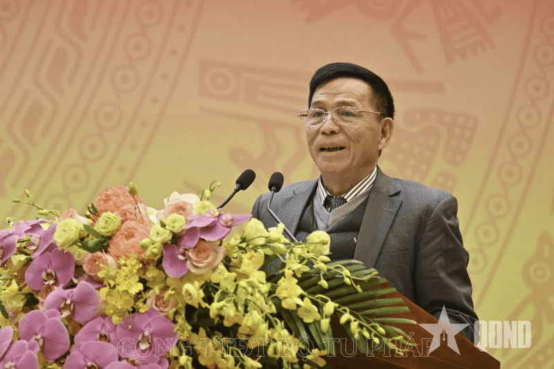 Điểm nghẽn thể chế tập trung ở sự kém hiệu lực, hiệu quả của các thiết chế nhà nước