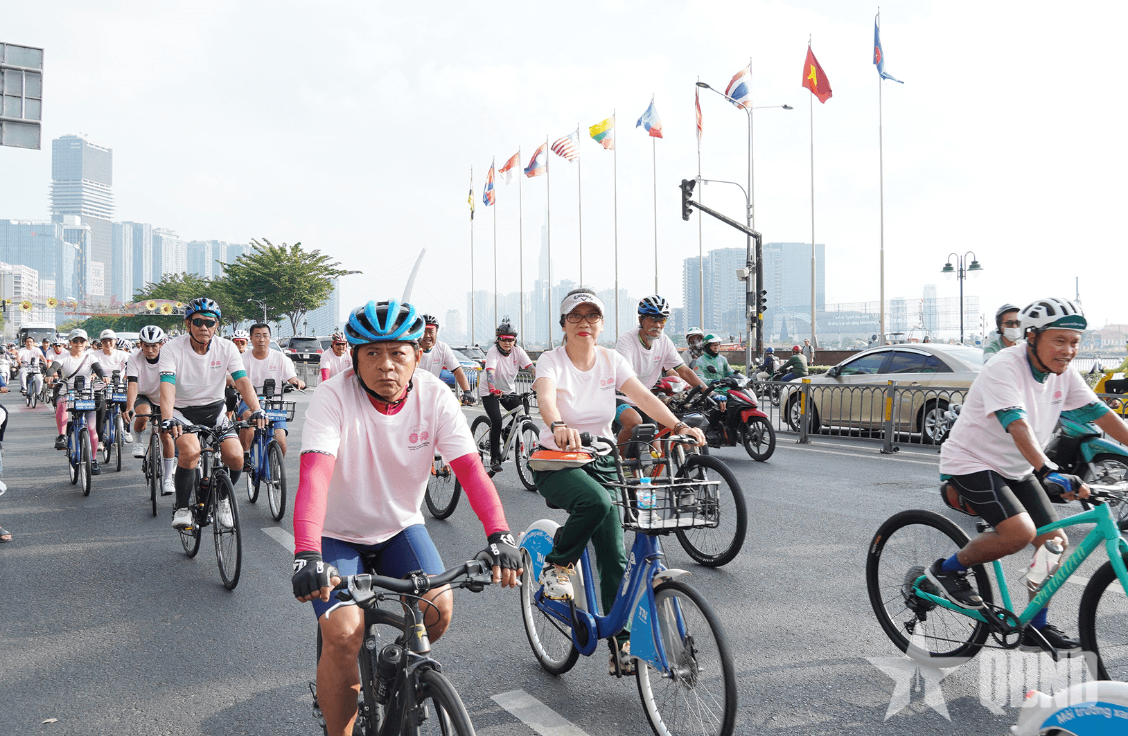 Đạp xe hữu nghị mở đầu Lễ hội Việt - Nhật lần thứ 10