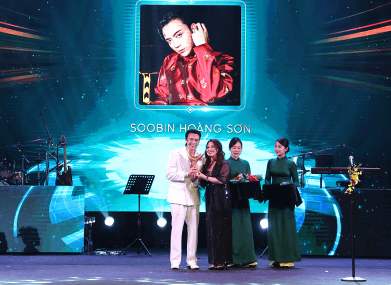 Giải Cống hiến - bệ phóng cho các tài năng trẻ