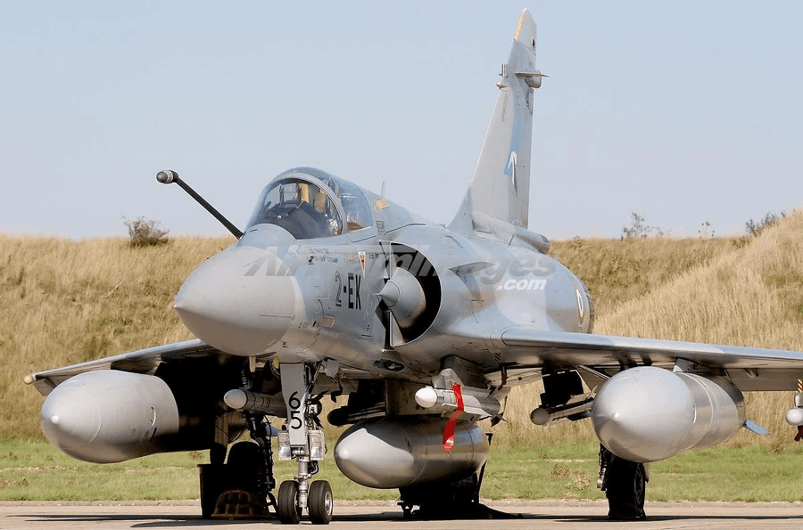Mirage-2000 tham chiến ở Ukraine - Kịch bản của F-16 đang lặp lại?