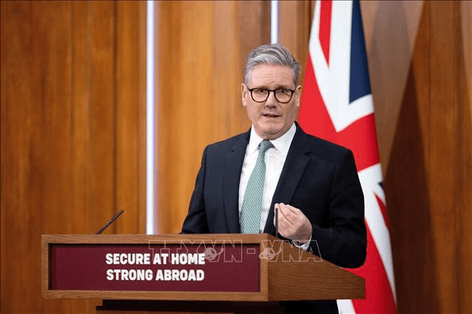 Thủ tướng Anh Keir Starmer điện đàm với Tổng thống Mỹ Donald Trump
