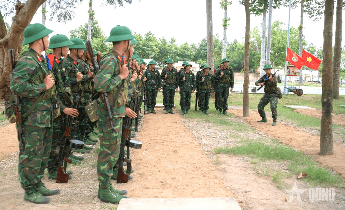 Sức trẻ trên thao trường của người lính pháo binh Quân khu 9