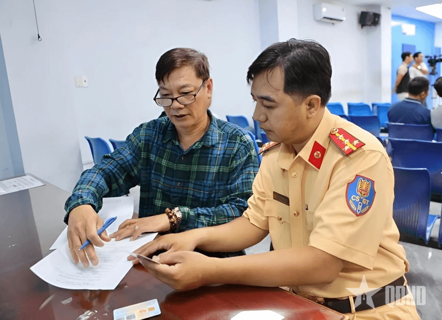 Tạo thuận lợi nhất cho người dân cấp, đổi giấy phép lái xe