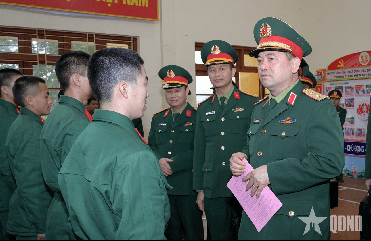 Tư lệnh Quân khu 1 thăm, kiểm tra Sư đoàn 346