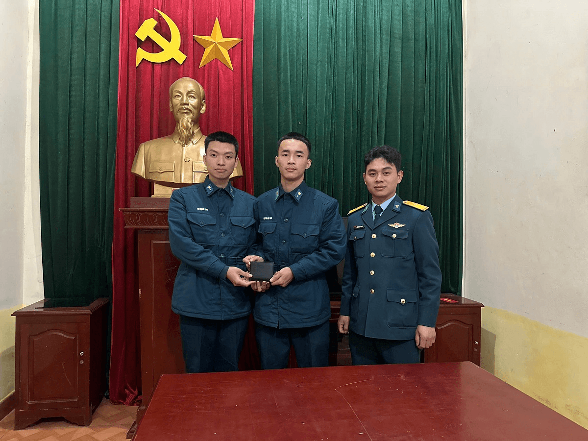 Chiến sĩ mới không tham của rơi
