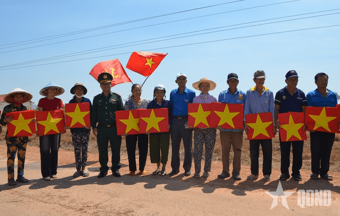 Sôi nổi chương trình “Tháng Ba biên giới” tại Đắk Lắk
