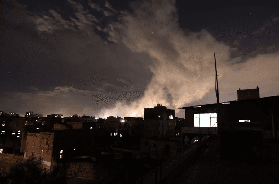 Mỹ tấn công quy mô lớn vào lực lượng Houthi ở Yemen