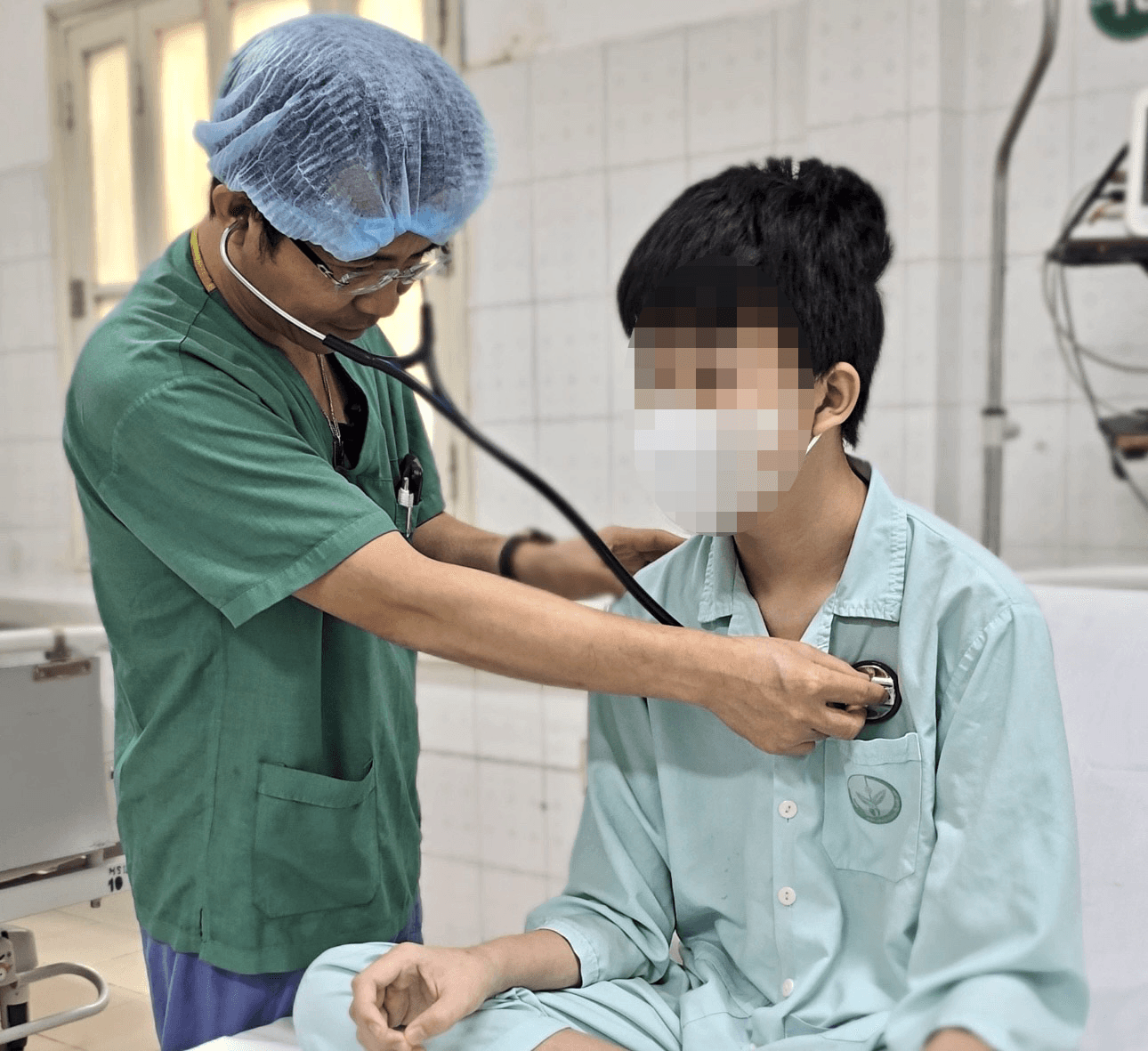Thiếu niên 14 tuổi được ghép tim thành công