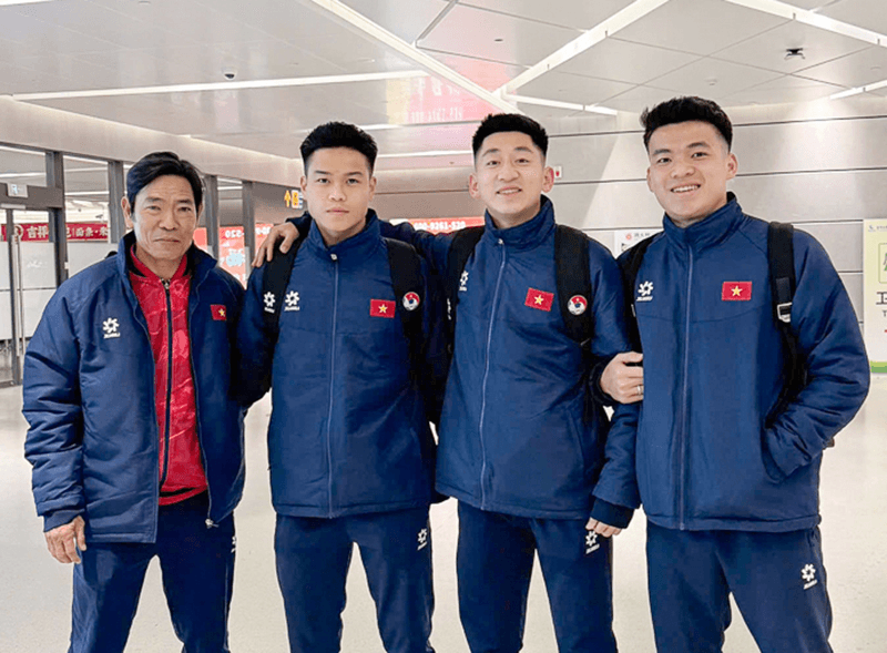 U22 Việt Nam có mặt tại Trung Quốc, sẵn sàng đấu U22 Hàn Quốc