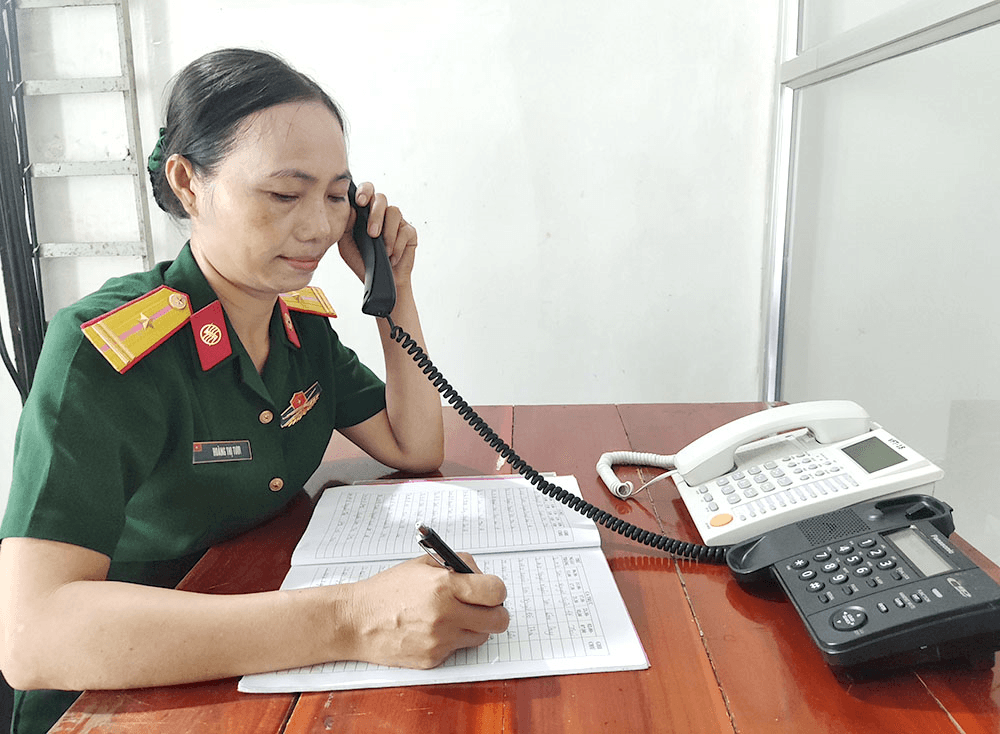 Giỏi việc nước, đảm việc nhà