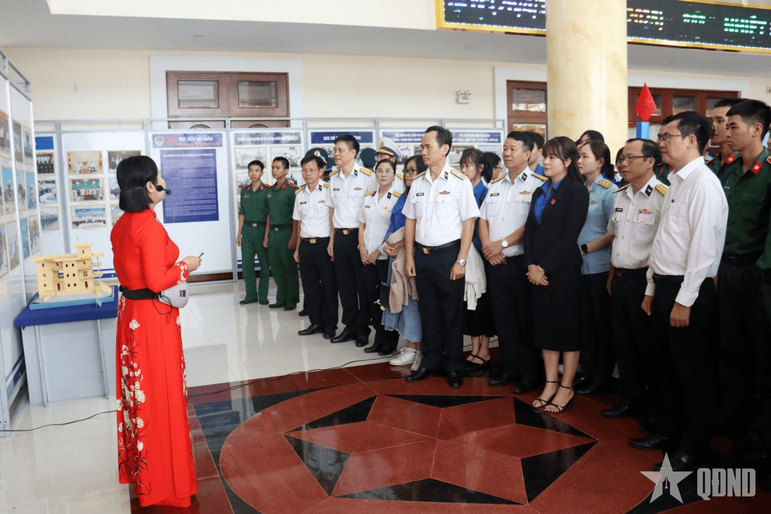 Học viện Hải quân: Triển lãm "Hải quân nhân dân Việt Nam anh hùng - 70 năm hành trình giữ biển"