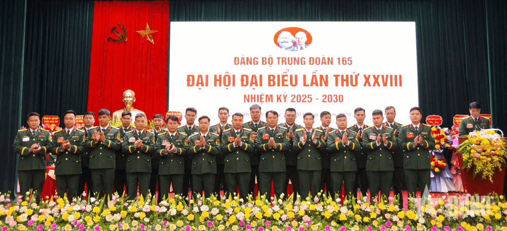 Đại hội Đảng bộ Trung đoàn 165 thành công tốt đẹp