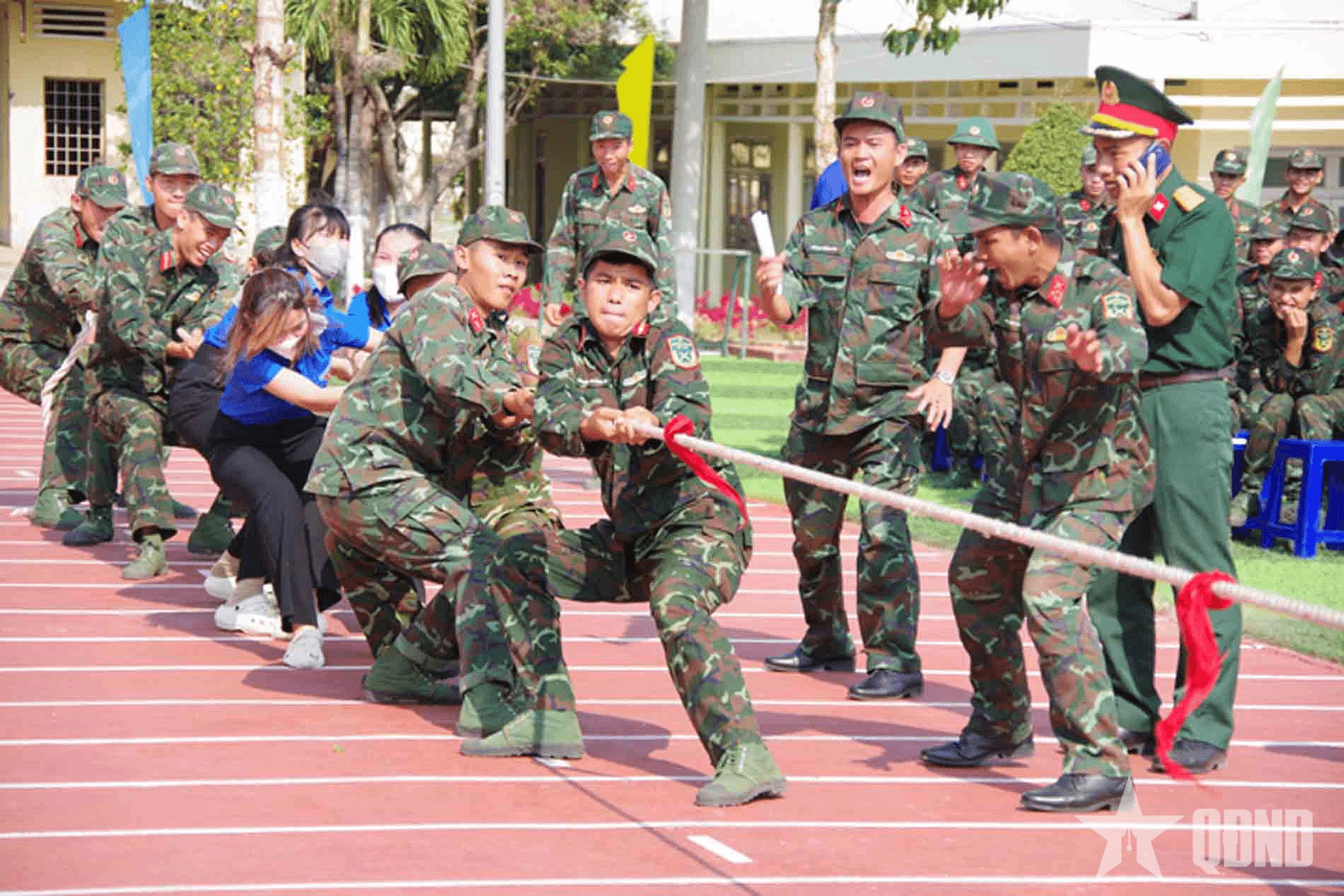 Sôi nổi hội trại huấn luyện chiến sĩ mới ở Bộ CHQS tỉnh Bình Thuận