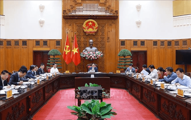 Thủ tướng Phạm Minh Chính: Dành chính sách đột phá, tạo điểm tựa để phát triển giáo dục và y tế