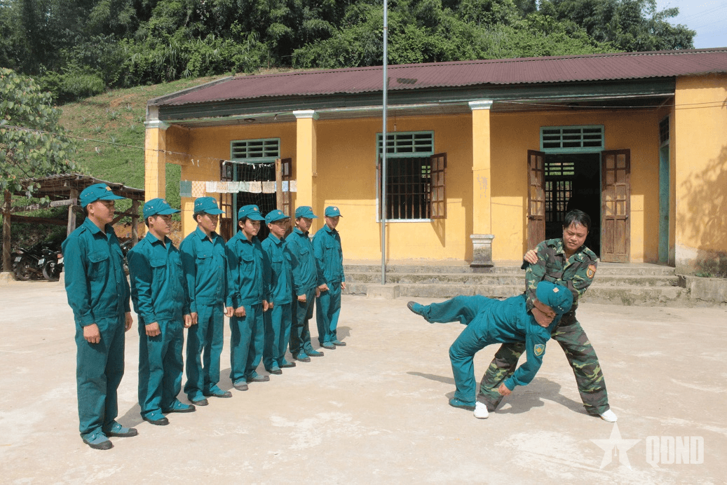 Nghệ An quan tâm, chăm lo để có dân quân mạnh
