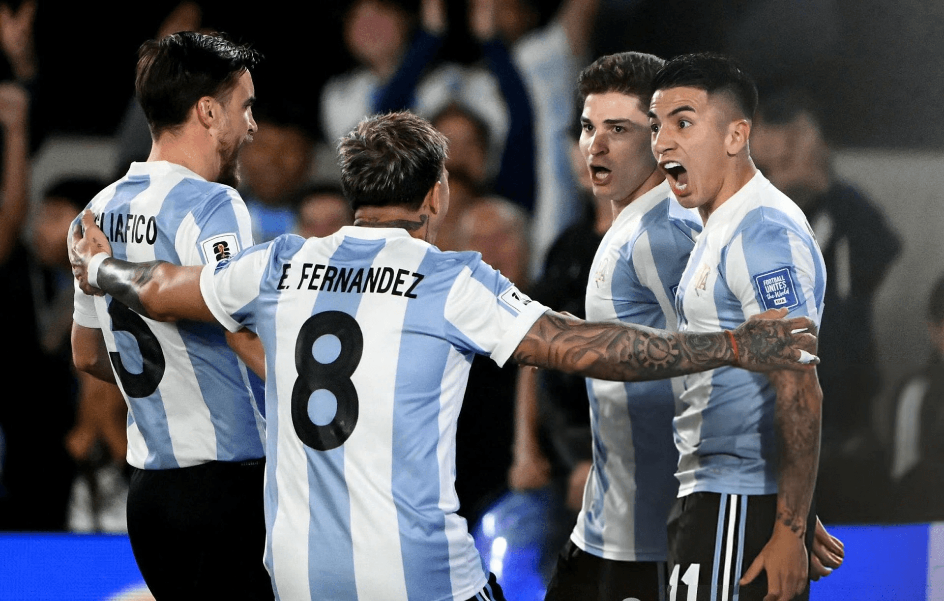 Đè bẹp Brazil, Argentina đoạt vé dự World Cup 2026