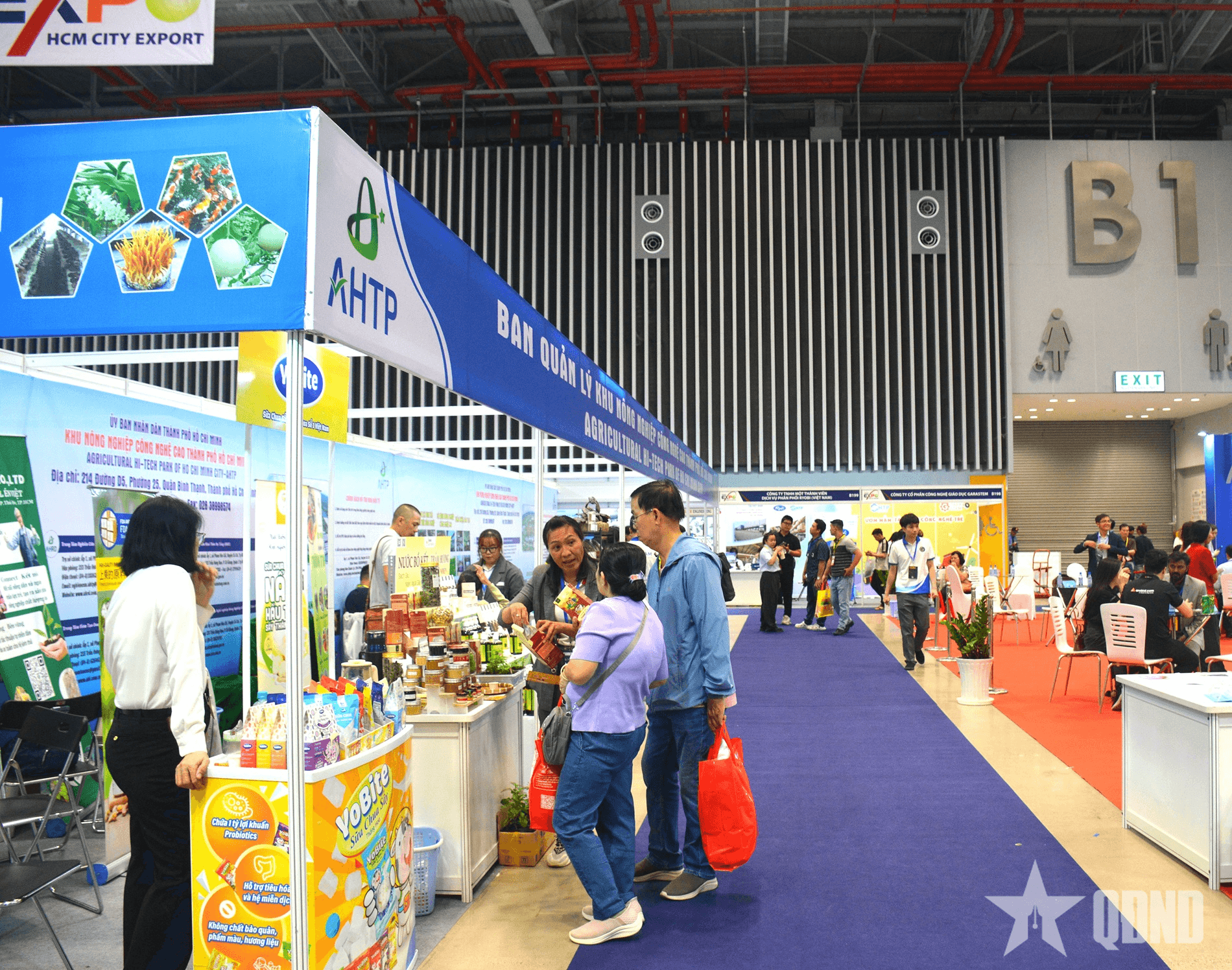 Khai mạc Hội chợ hàng Việt Nam tiêu biểu xuất khẩu 2025