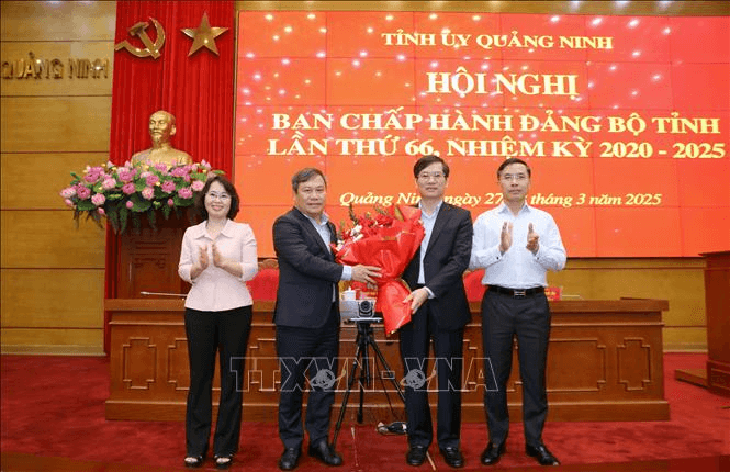Đồng chí Vũ Quyết Tiến được bầu làm Phó bí thư Tỉnh ủy Quảng Ninh