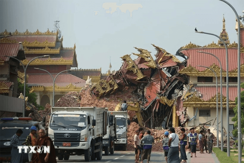 Động đất tại Myanmar: Giải cứu một người sau 40 giờ bị kẹt trong đống đổ nát