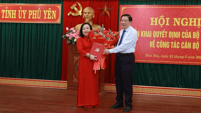 Đồng chí Cao Thị Hòa An giữ chức Bí thư Tỉnh ủy Phú Yên