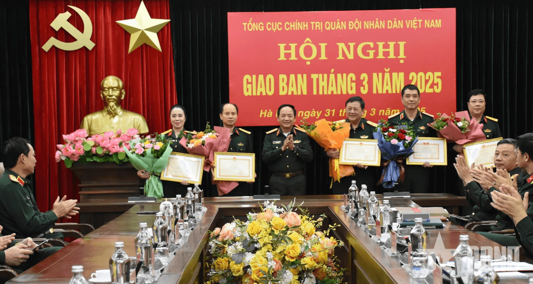 Thượng tướng Trịnh Văn Quyết chủ trì Hội nghị giao ban Tổng cục Chính trị tháng 3