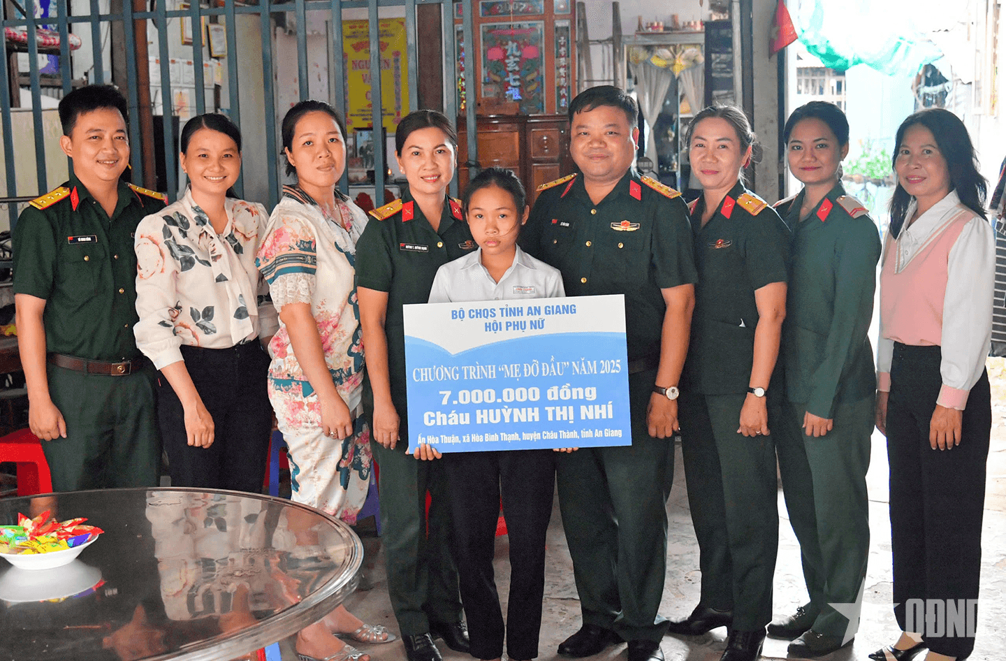 An Giang: Trao kinh phí “Mẹ đỡ đầu” năm 2025