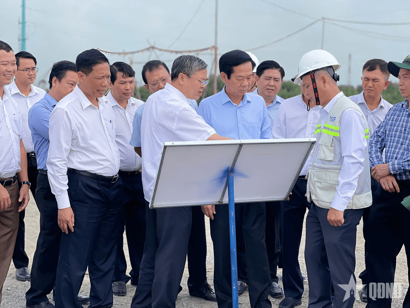 Xúc tiến các phần việc để thu hút nhà đầu tư vào khu công nghiệp VSIP Cần Thơ