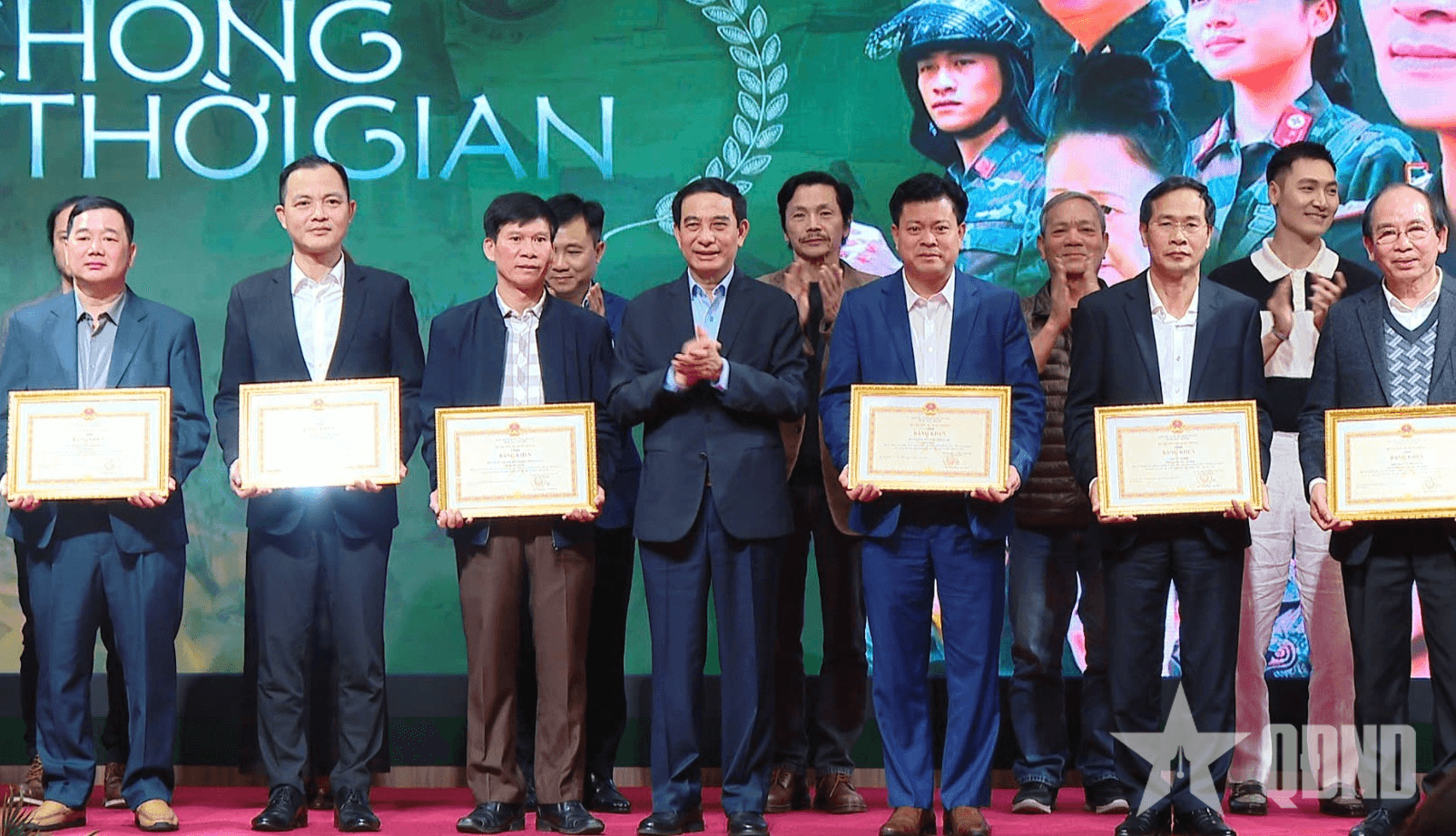 Đại tướng Phan Văn Giang: Phim “Không thời gian” khắc họa chân thực hình ảnh Bộ đội Cụ Hồ