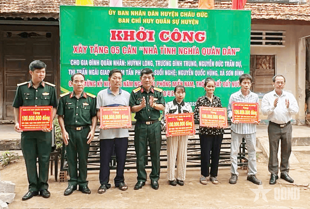 Ban CHQS huyện Châu Đức khởi công xây dựng 5 căn nhà tình nghĩa quân dân